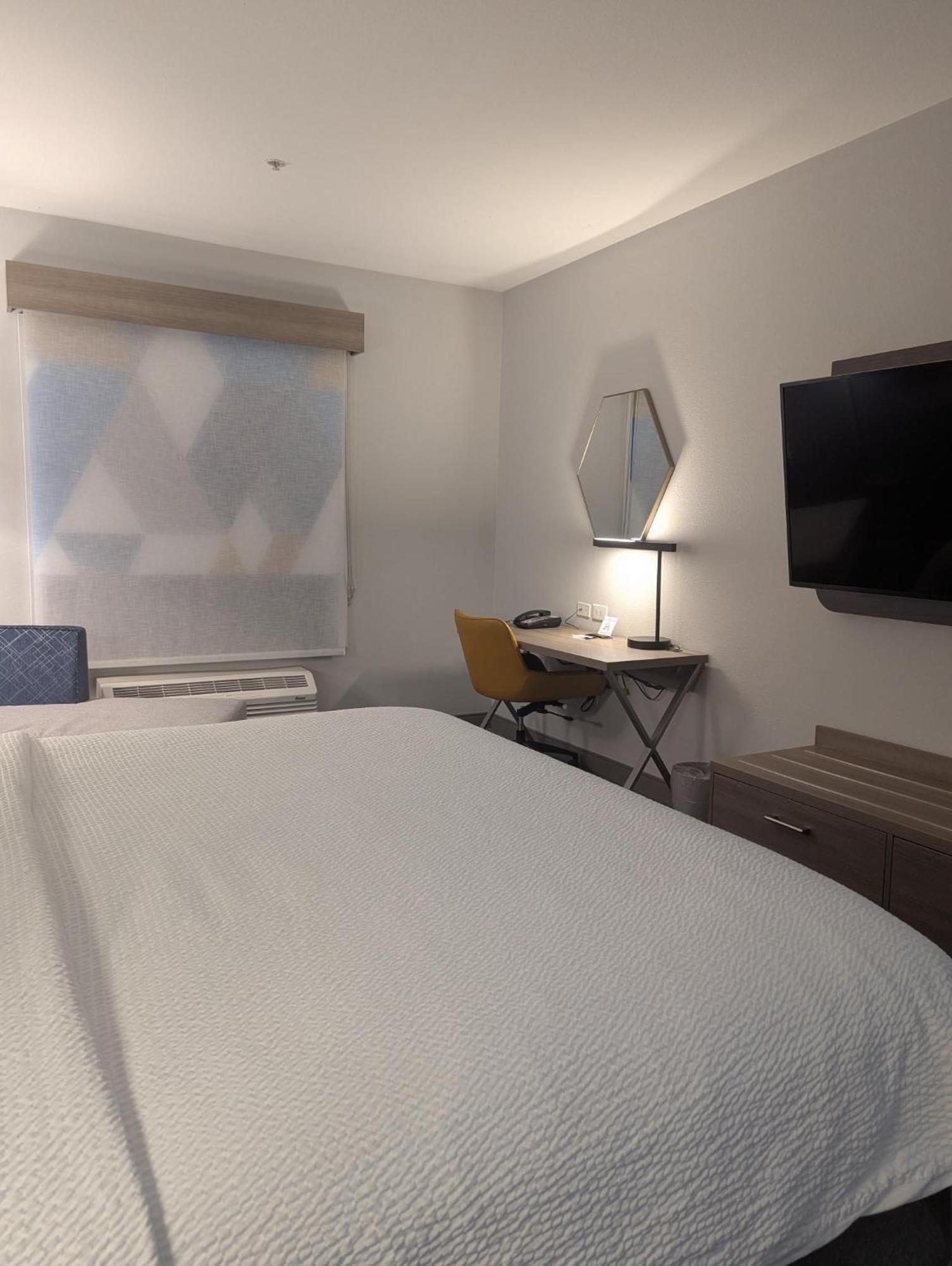 Express & By Ihg Hotel Loveland