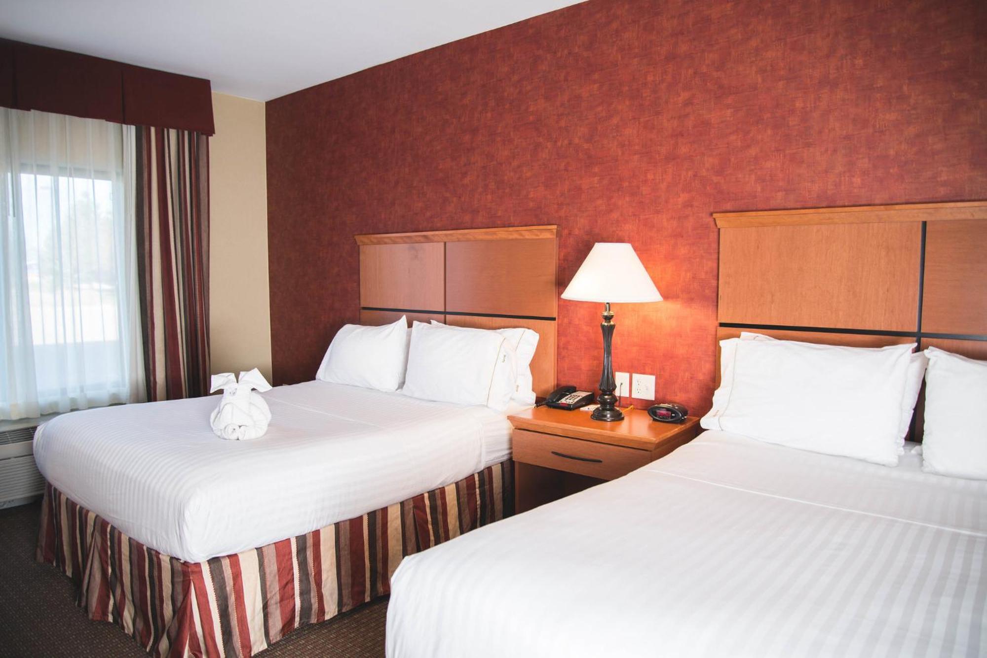 Express & By Ihg