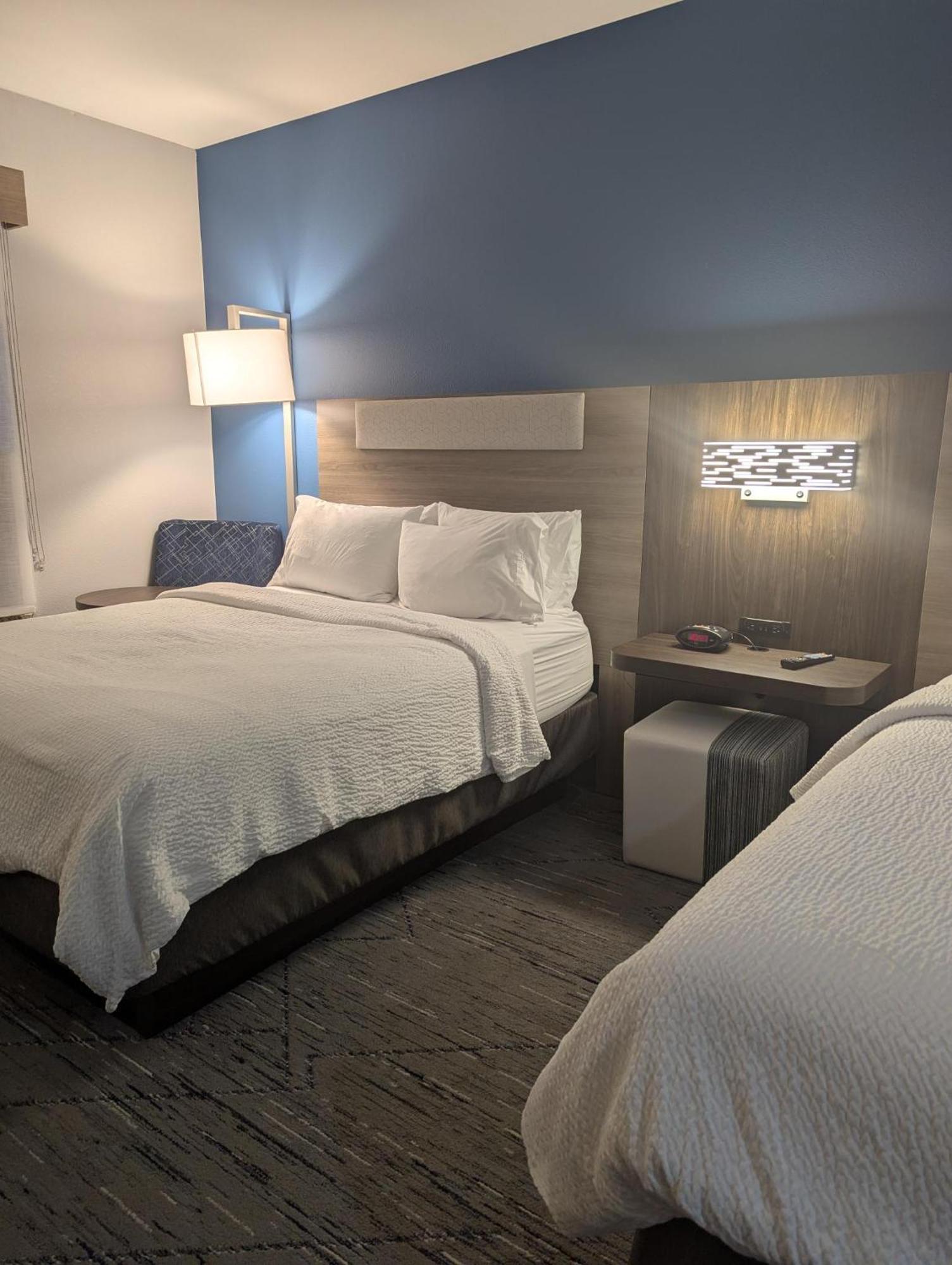 Hotel Express & By Ihg Loveland