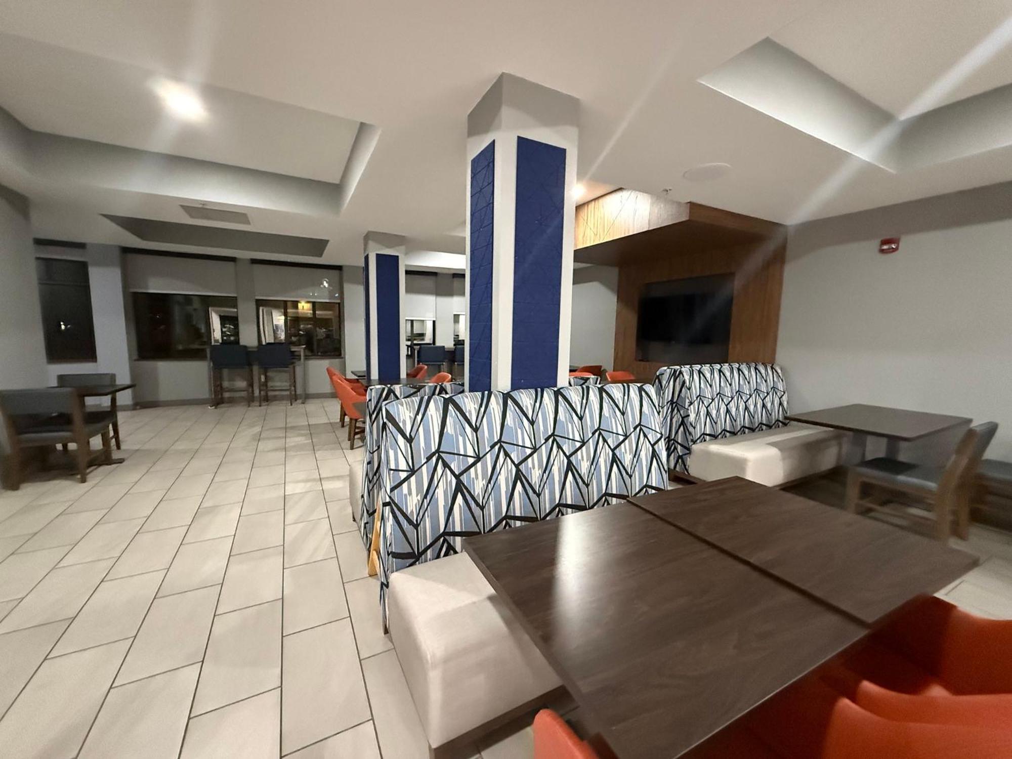 Express & By Ihg Hotel Loveland