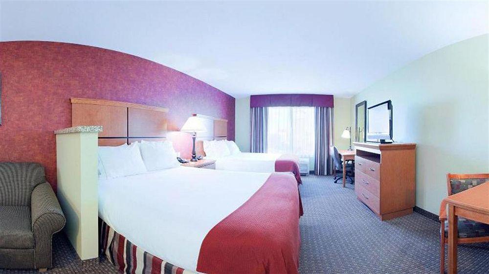 Express & By Ihg Loveland